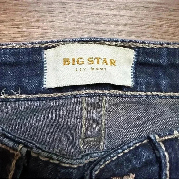 Big Star Liv Boot Cut Jeans Womens Size 24R Embroidered Low Rise Denim Stretch - Picture 2 of 9